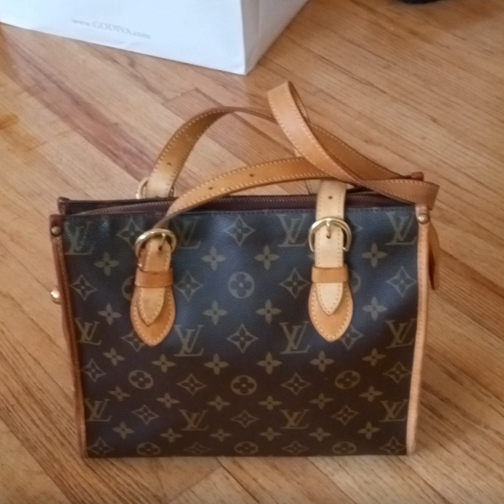 Authentic Lv Bag Beautiful Bag In Great Condition